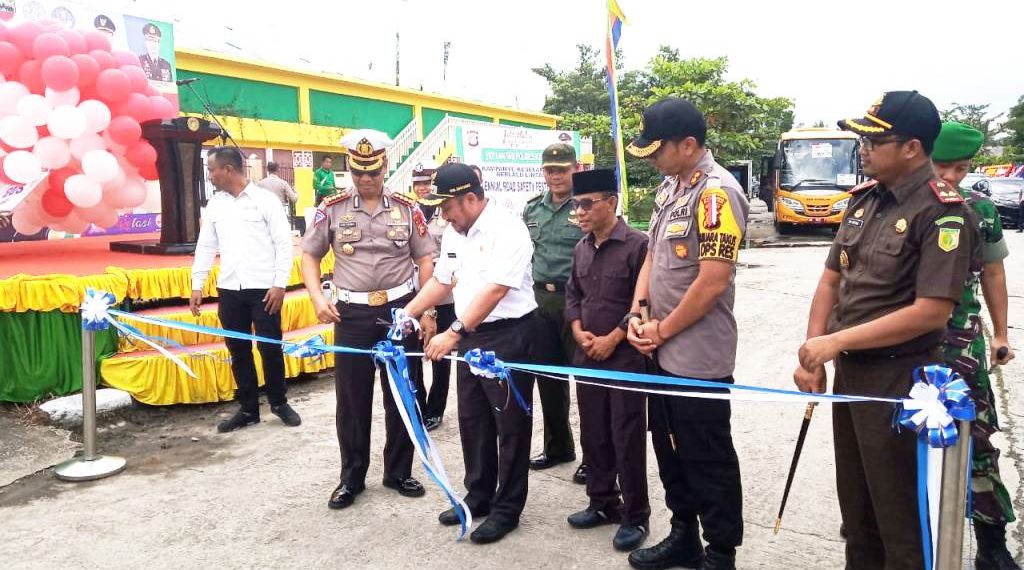 Pertama Beroprasi Bus Sekolah Untuk Pelajar Millenial di Kota Bangkinang