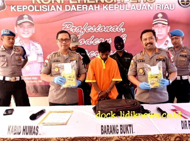 Polda Kepri Gelar Konferensi Pers Tersangka Sabu 2.021 Gram