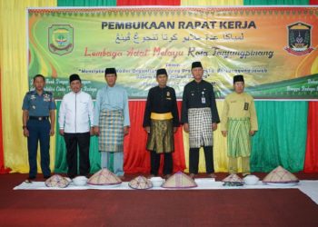 LAM Kota Tanjungpinang Menggelar Rapat Kerja