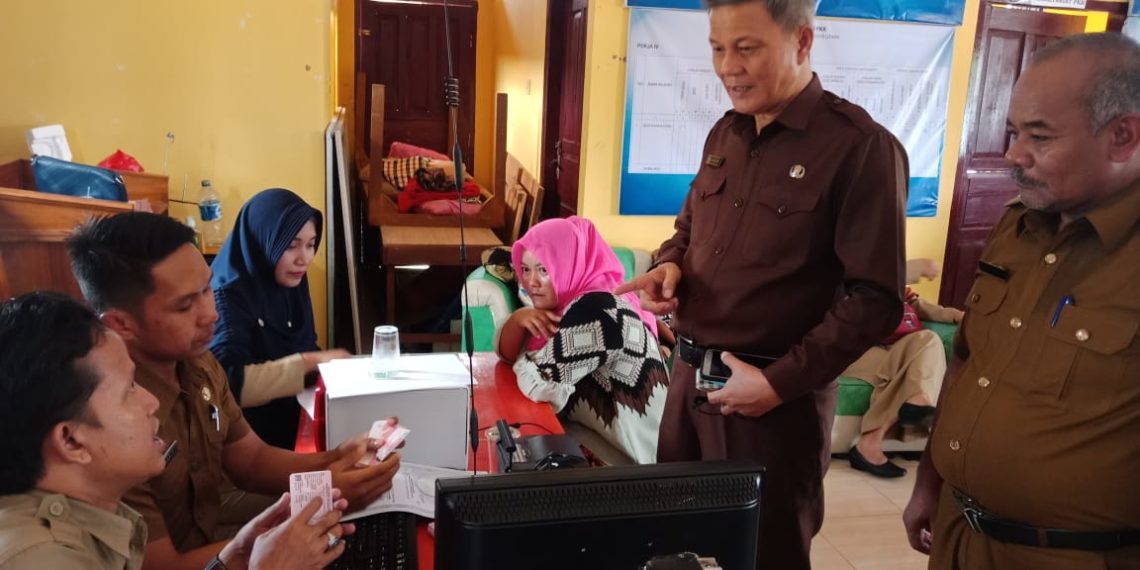 Serving the Villagers, Pelayanan Adminduk Langsung di Desa Toapaya Utara
