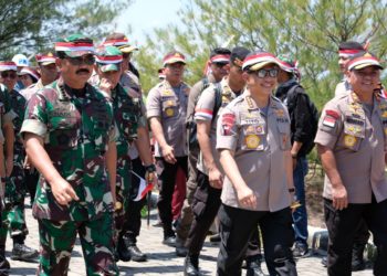 Kunjungan Kerja Panglima TNI dan Kapolri ke Polda Kepri dan Pulau Nipa