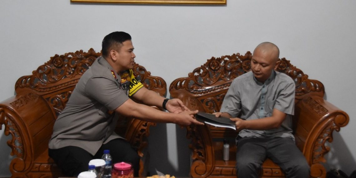 Kegiatan Tali Asih Kapolres Tanjungpinang Kepada Personil yang Mengalami Sakit