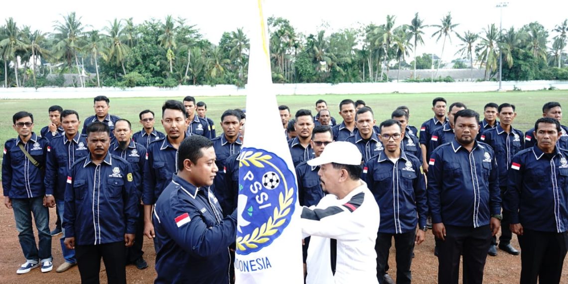 Syahrul Harapkan PSSI Mampu Bangkitkan Prestasi Sepakbola