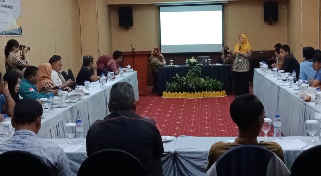 Balai Bahasa Kepulauan Riau Melaksanakan Kegiatan Kelompok Diskusi Terpumpun