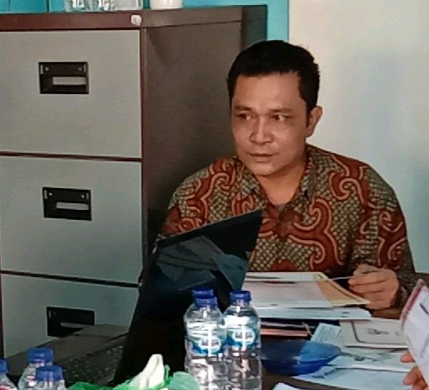 Selamat Hari Guru Nasional dan HUT PGRI ke- 74, Guru Bukan Hanya Sekedar Mentransfer Ilmu Pengetahuan, Tetapi Juga Pilar Sebuah Peradaban