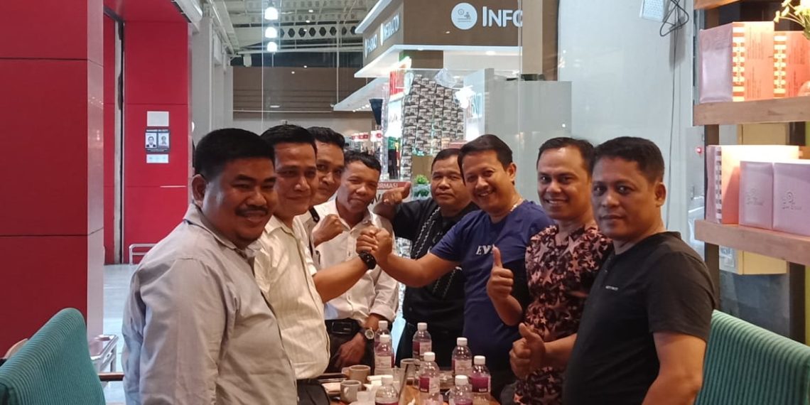 Gempar Tanjungpinang dan Batam Kedepan Sepakat Pengkaderan dan Peningkatan Perekonomian Melalui Penataan PK5 dan UKM Tersenyum