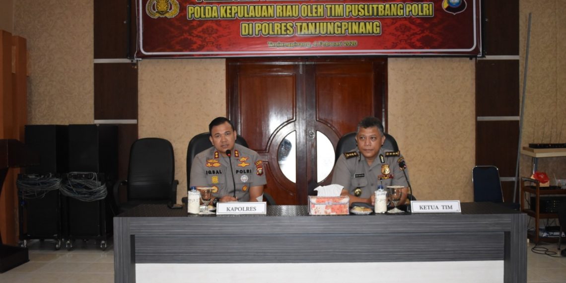 Tim Puslitbang Polri Gelar Penelitian Pakaian Dinas Harian Polri di Polres Tanjungpinang
