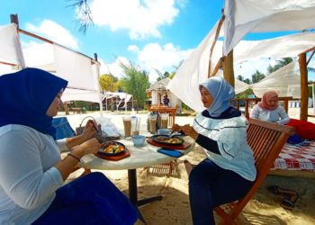 Camping Sembari BBQ, Ayo ke Hello Bintan