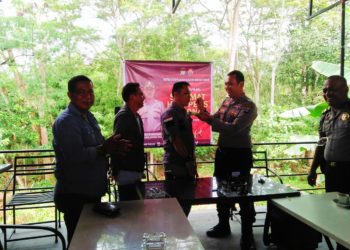 HUT HPN ke 74 Pemred LIDIKNEWS. CO.ID Kaget dapat Ucapan Selamat Ulang Tahun dari Kapolsek Bintim dan Jajaran