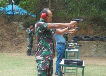 Lanudal Tanjungpinang Asah Kemampuan Menembak
