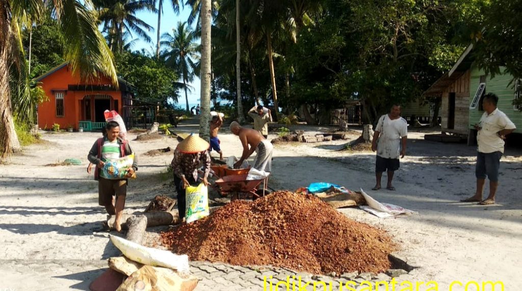 Goro Renovasi Bangunan Masjid dan Tempat Wudhu, Ini Harapan RT dan Warga