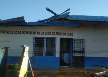 Puting Beliung Rusaki Atap Rumah Warga Kijang Kota