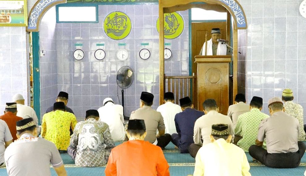 “Anggotanya Jadi Khatib Jum’at”, Ini Tanggapan Kapolres Lingga