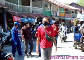 Antisipasi Penularan Covid-19 : HI-MR Bersama Polri Bagikan Masker ke-Warga