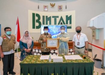 Terima Alat Kesehatan, Isdianto Ajak Semua Pihak Bersinergi untuk Kepri