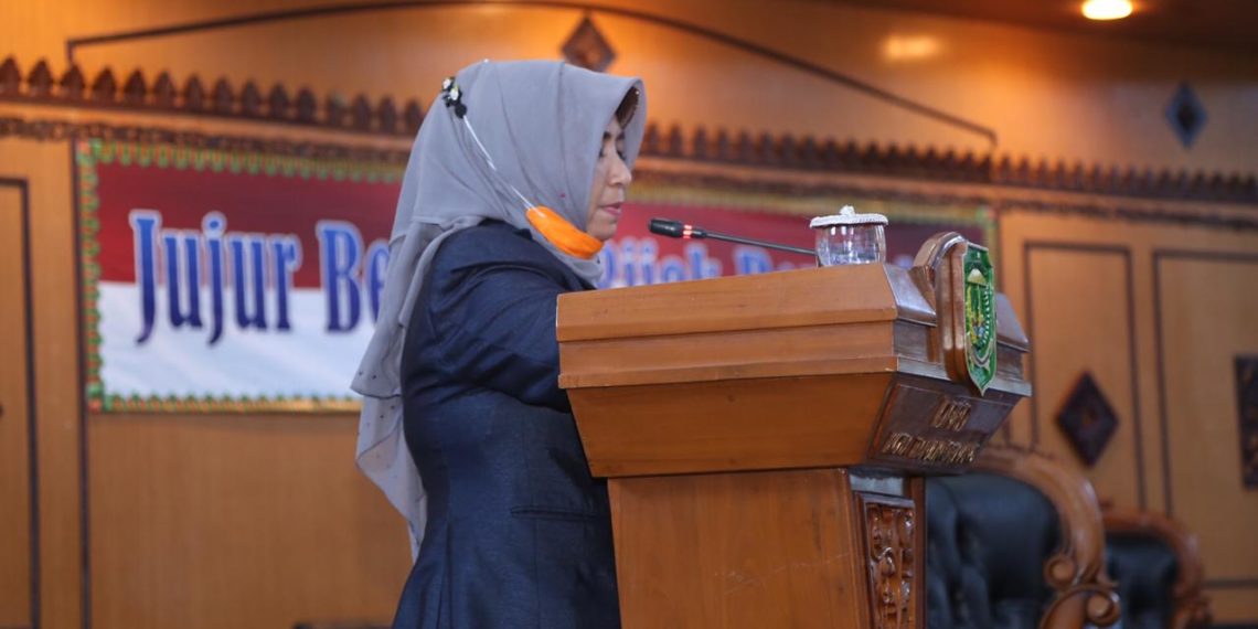 Plt. Walikota Tanjungpinang Sampaikan Ranperda Tentang Pertanggungjawaban Pelaksanaan APBD 2019