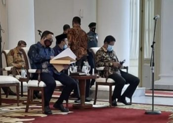Kepada Presiden, Isdianto Minta Wisatawan Asing Boleh Masuk