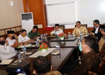 Lulusan UMRAH Harus Mampu Kelola Potensi Laut Kepri