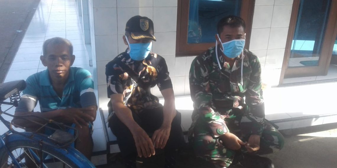 Babinsa Sosialisasi Pentingnya Melaksanakan Protokoler Kesehatan Hadapi New Normal