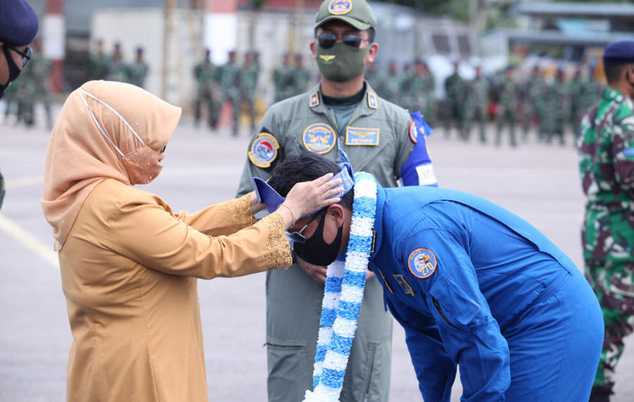 Rahma Bangga Rajawali Flight Unjuk Aksi di Langit Tanjungpinang