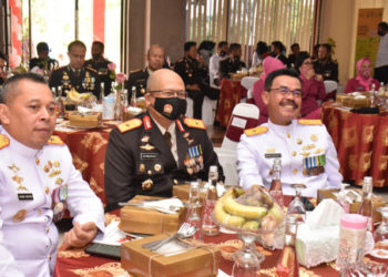 Danlantamal IV Hadiri Upacara HUT ke-74 Bhayangkara di Mapolda Kepri