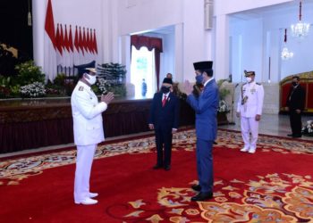 Isdianto Resmi Dilantik, Pesan Jokowi: Bangun Kebersamaan untuk Memajukan Kepri