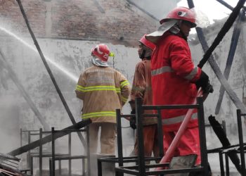 Laboratorium SMAN 3 Tanjungpinang Hangus Terlahap Api