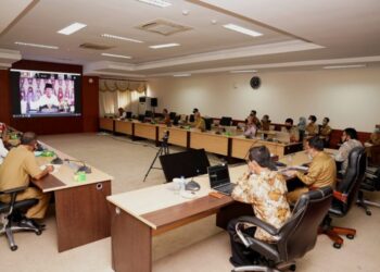 Melalui Vicon, Isdianto Buka Rakor Evaluasi Program Pemberantasan Korupsi Terintegrasi 2020
