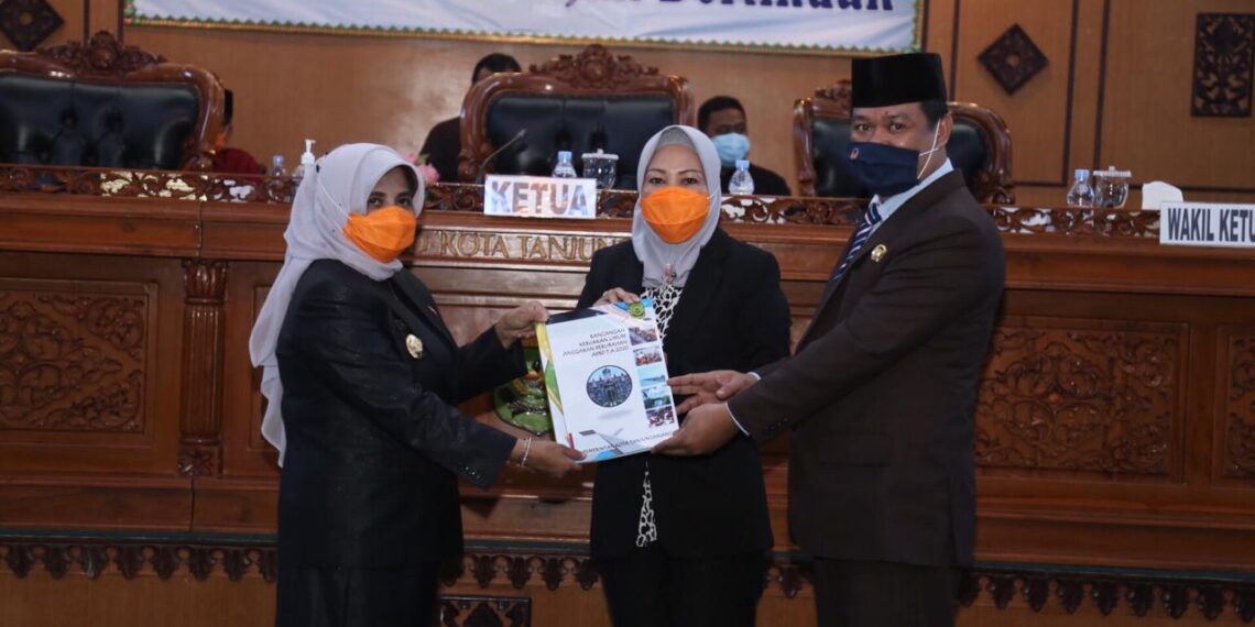 Rahma sampaikan Pidato Nota Kebijakan Umum APBD 2021 dan Perubahan APBD 2020