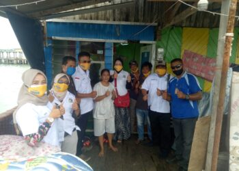 Relawan Aman Sambangi Korban Puting Beliung