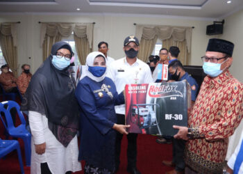 Rapat forum RT dan RW Kelurahan Tanjungpinang Kota, Sekaligus Pemberian Bantuan