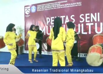 Kesenian Tambua dan Tari Piring, Ikut Meriahkan Pentas Seni Multikultur BPNB Kepri