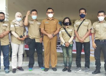 Wartawan dan Pemkab Bintan Berbagi 2.500 Masker Jelang HPN 2021