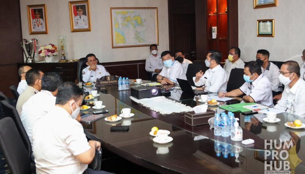 Gubernur Gesa Dinkes Kepri Lakukan Masif Vaksinasi