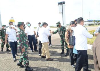 Danlantamal IV Sambut Kedatangan Menko Marves RI di Batam