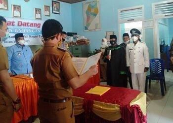 Bupati Padang Pariaman Hadiri Pelantikan Pj Wali Nagari Campago