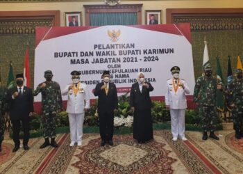 Danlantamal IV Hadiri Pelantikan Bupati dan Wakil Bupati Karimun