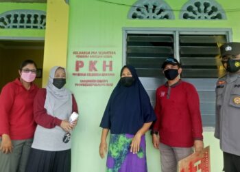 Transparansi Penyaluran Bantuan PKH, Dinsos Bintan Beri Label di Setiap Rumah KPM