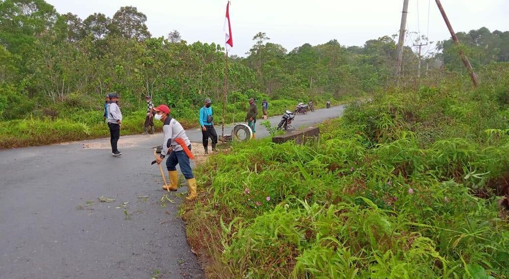 Momen Perayaan Hari Besar Kemerdekaan RI ke-76, Kecamatan Singkep Selatan Gelar Goro
