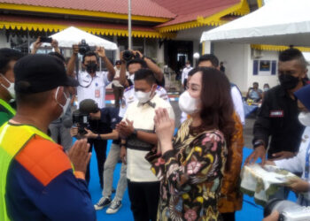 Dukung Kegiatan Padat Karya UPB Dobo Singkep, Ini Disampaikan Cen Sui Lan Anggota Komisi V DPR-RI dan KA. Bandara