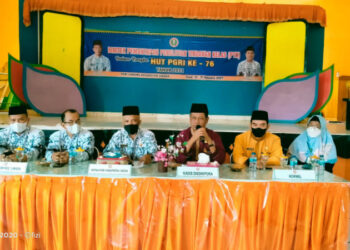 HUT PGRI ke-76, PGRI Kecamatan Lingga Gelar Bimtek PTK
