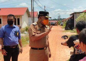 Endang Abdullah Terima Audiensi Warga Permata Galaxy dan Tinjau Langsung Lokasi