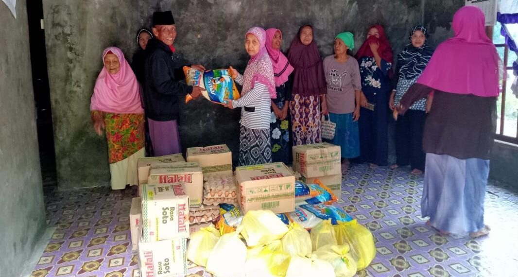 Warga Lubuk Puding dan Buru Dapat Sembako Lagi Dari Emi Iskandar