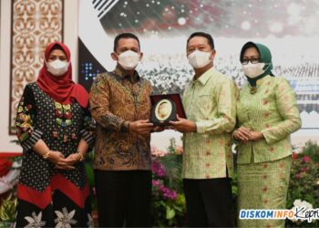 Gubernur Ansar Hadiri Pisah Sambut Kajati Kepri