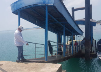 Warga Desa Benan Pinta Perbaikan Pelabuhan yang Hampir Roboh