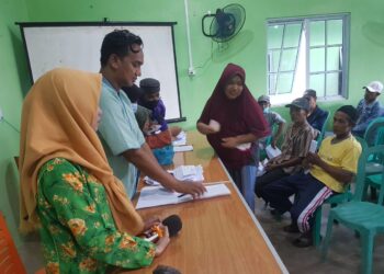 KPM Desa Duara Lingga Utara Terima BLT April Senilai 300 Ribu Rupiah