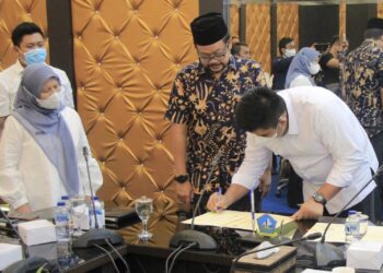 MoU Dengan UNAIR, Roby : Jadikan Bintan Ini Labor Penelitian Kemajuan