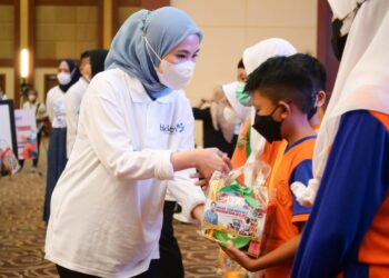 Hadiri Puncak Peringatan Hari Anak Kepri, Ini Pesan Hafizha Rahmadhani Roby