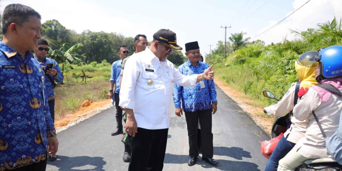 Bupati Karimun Tinjau Kesiapan 5 Titik Pembangunan Jalan di Pulau Kundir