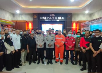 Kasat Binmas Polres Karimun Sosialisasi Perpol No 4 Tahun 2020 ke Pimpinan Perusahaan dan Satpam